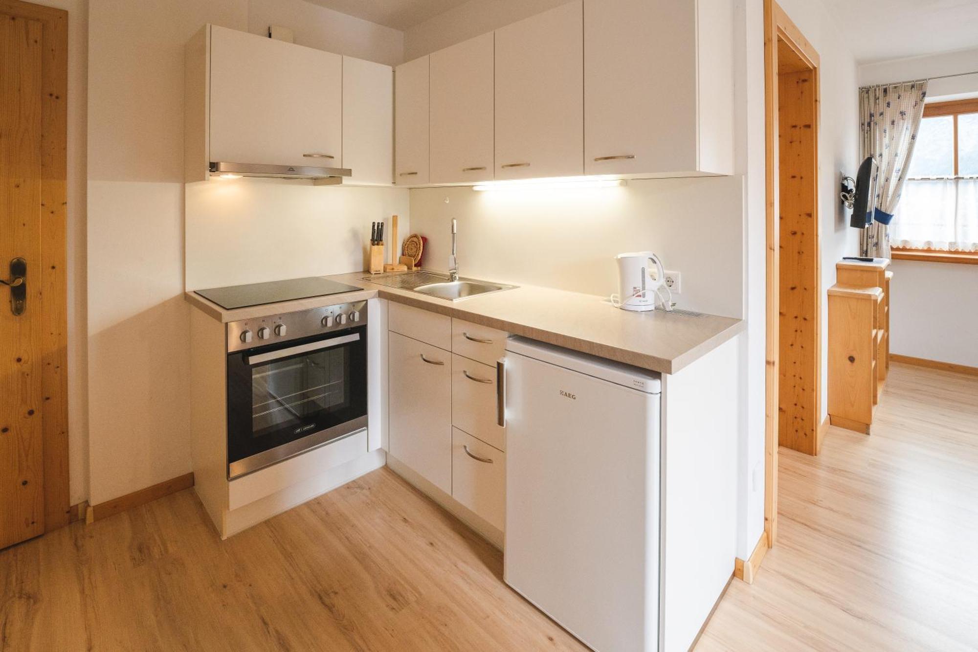 Elslerhof Apartment Dobbiaco Bagian luar foto